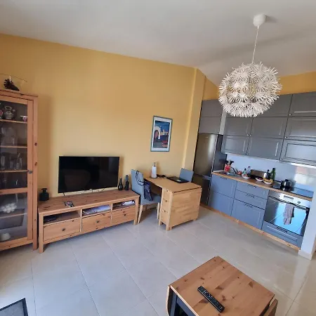 Ocean View Cristianos Апартаменты