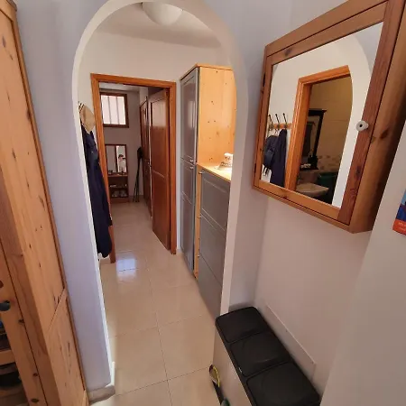 Ocean View Cristianos Апартаменты *